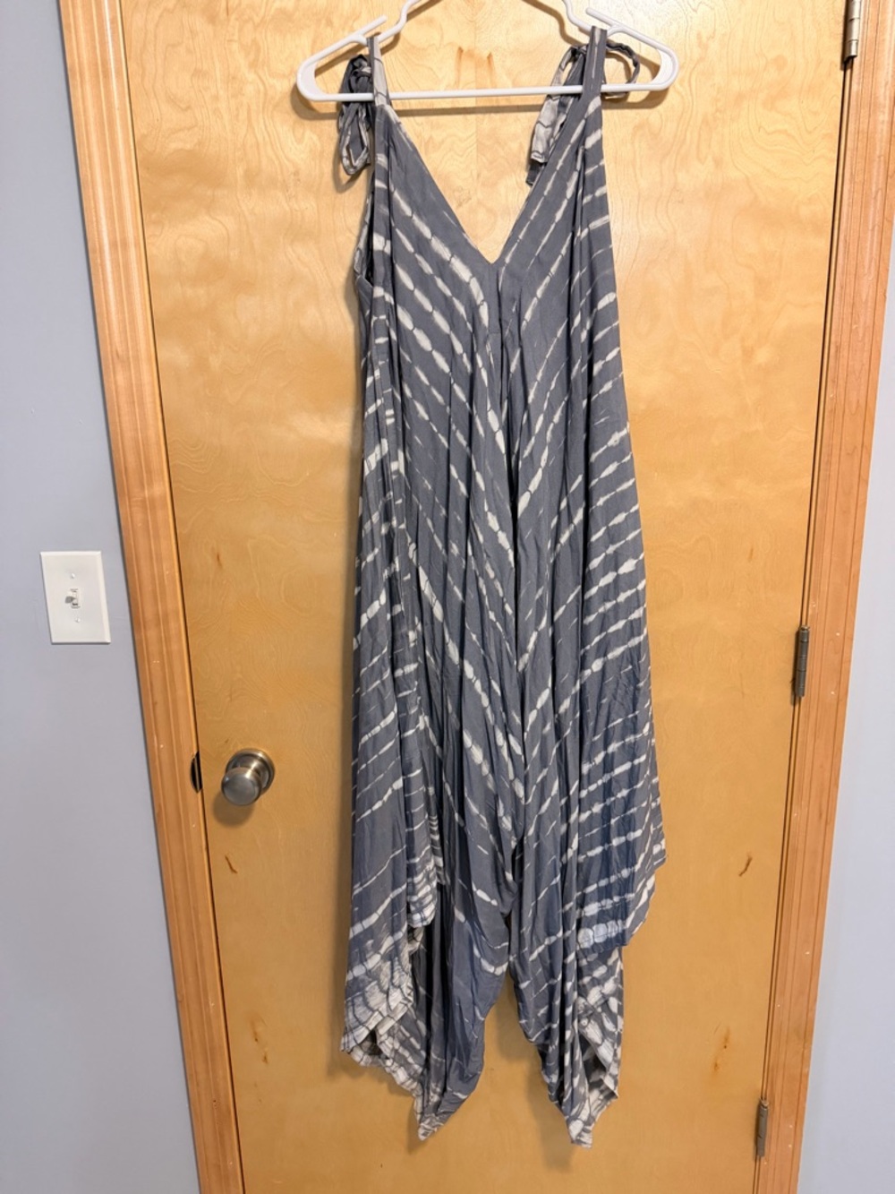 Gray Tie-Dye V-Neck adjustable Romper / jumper - Picture 7 of 7